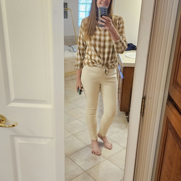 Meet your Posher, Abbey - Picture 11 of 11